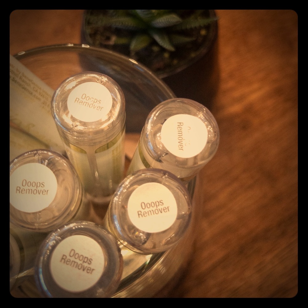 👄 LipSense Oops Remover